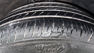 Used 2022 Hyundai Venue SX 1.0  Turbo Petrol Manual tyres RIGHT FRONT TYRE TREAD VIEW