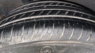 Used 2022 Hyundai Venue SX 1.0  Turbo Petrol Manual tyres RIGHT REAR TYRE TREAD VIEW