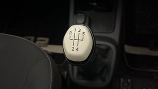Used 2018 Renault Kwid RXL Anniversary Edition Petrol Manual interior GEAR  KNOB VIEW