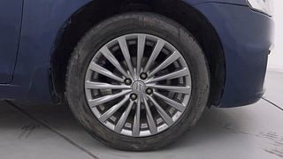 Used 2017 Maruti Suzuki Ciaz Alpha 1.4 MT Petrol Manual tyres RIGHT FRONT TYRE RIM VIEW