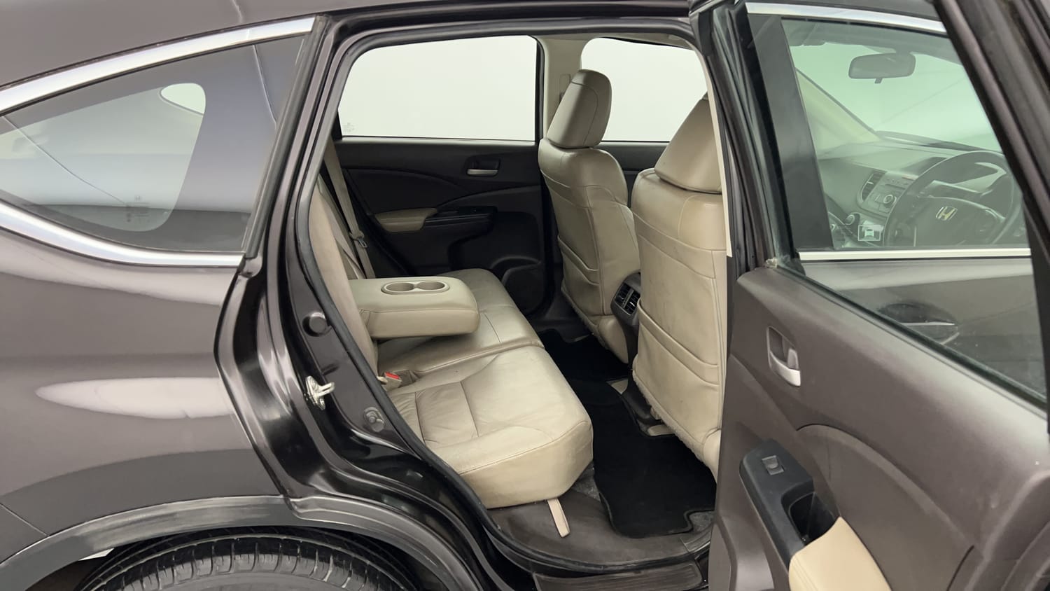 New Honda CR-V interior RIGHT SIDE REAR DOOR CABIN VIEW