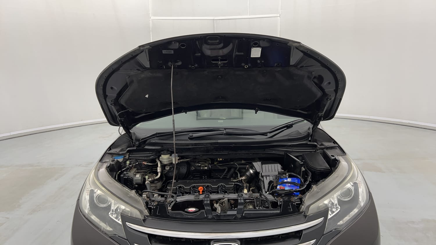 New Honda CR-V engine ENGINE & BONNET OPEN FRONT VIEW