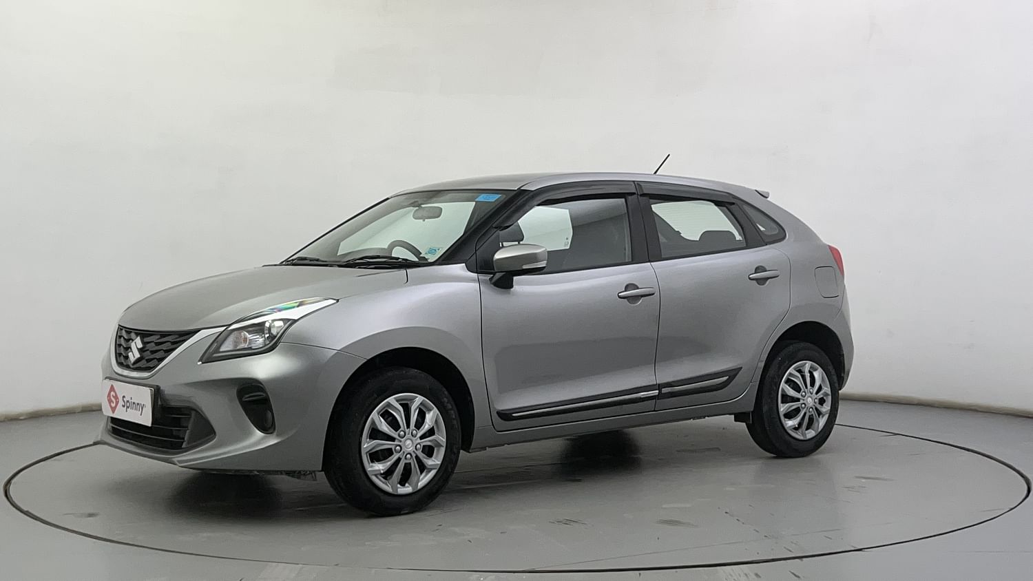 LEFT FRONT CORNER VIEW