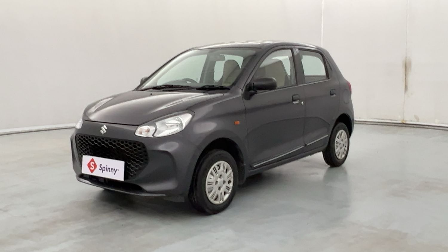 LEFT FRONT CORNER VIEW