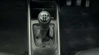 Used 2022 Maruti Suzuki Baleno Delta Petrol Manual interior GEAR  KNOB VIEW