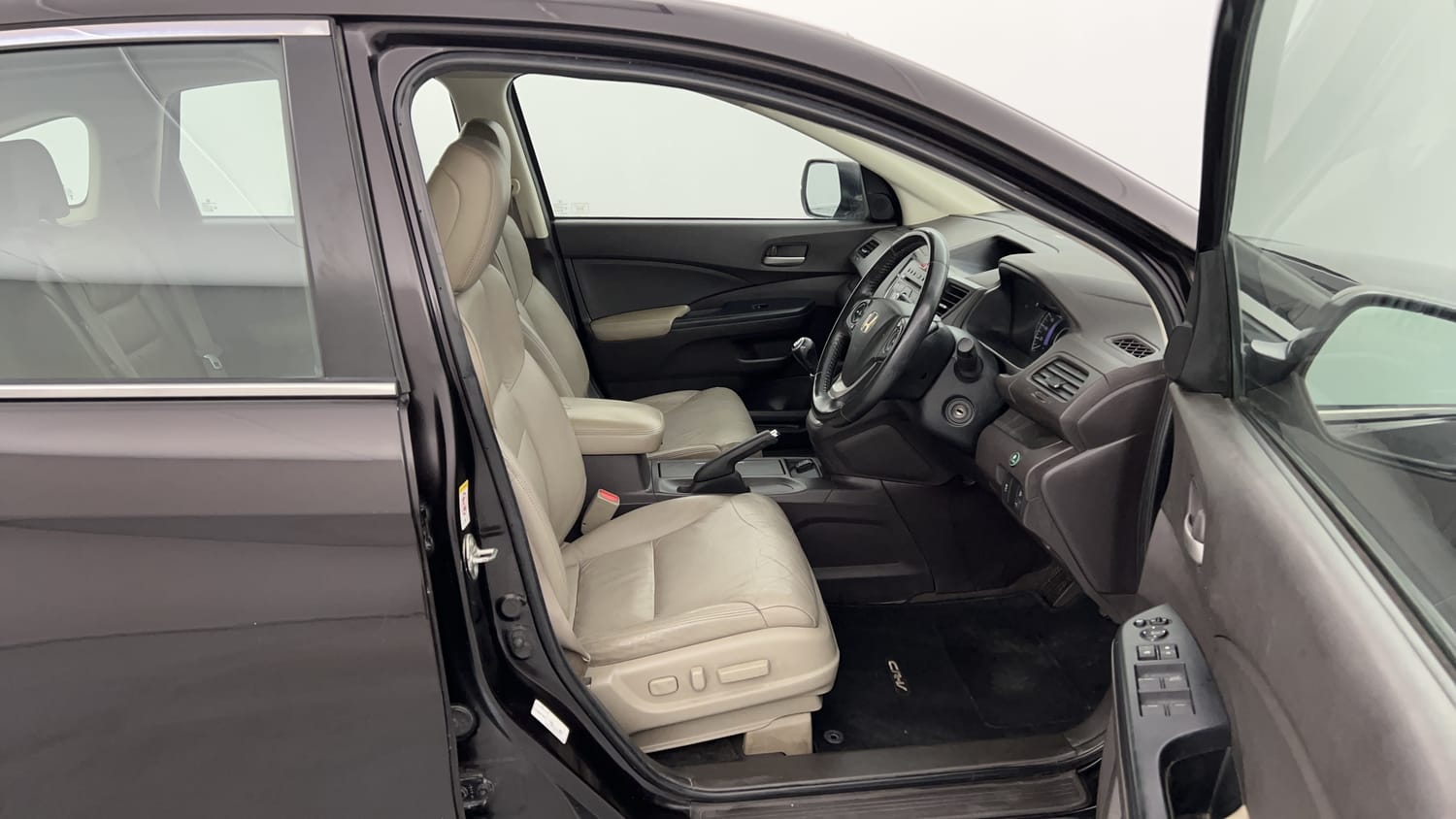 New Honda CR-V interior RIGHT SIDE FRONT DOOR CABIN VIEW