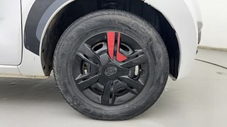 Used 2019 Datsun Redi-GO [2015-2019] T(O) 1.0 Petrol Manual tyres RIGHT FRONT TYRE RIM VIEW