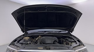 Used 2023 Mahindra Scorpio N Z8 L Diesel 7 STR Diesel Manual engine ENGINE & BONNET OPEN FRONT VIEW