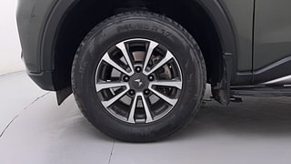 Used 2023 Mahindra Scorpio N Z8 L Diesel 7 STR Diesel Manual tyres LEFT FRONT TYRE RIM VIEW