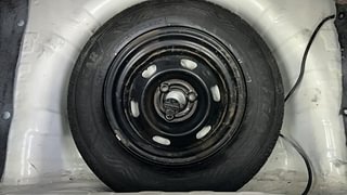 Used 2019 Datsun Redi-GO [2015-2019] T(O) 1.0 Petrol Manual tyres SPARE TYRE VIEW