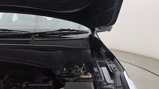 Used 2020 Kia Seltos GTX Plus Petrol Manual engine ENGINE LEFT SIDE HINGE & APRON VIEW