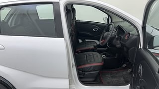 Used 2019 Datsun Redi-GO [2015-2019] T(O) 1.0 Petrol Manual interior RIGHT SIDE FRONT DOOR CABIN VIEW