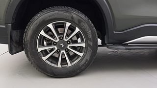 Used 2023 Mahindra Scorpio N Z8 L Diesel 7 STR Diesel Manual tyres RIGHT REAR TYRE RIM VIEW
