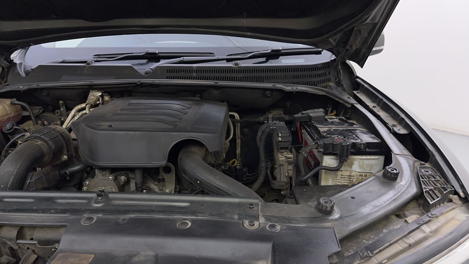 New Mahindra Scorpio N engine ENGINE LEFT SIDE HINGE & APRON VIEW