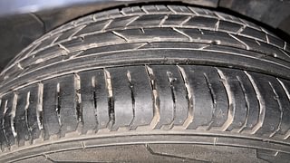 Used 2022 Hyundai New i20 Asta (O) 1.0 Turbo DCT Petrol Automatic tyres LEFT REAR TYRE TREAD VIEW
