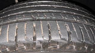 Used 2023 Mahindra Scorpio N Z8 L Diesel 7 STR Diesel Manual tyres RIGHT FRONT TYRE TREAD VIEW
