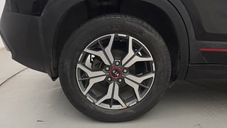 Used 2020 Kia Seltos GTX Plus Petrol Manual tyres RIGHT REAR TYRE RIM VIEW