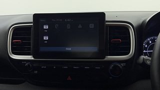 Used 2021 Hyundai Venue SX 1.0  Turbo iMT Dual Tone Sport Petrol Manual top_features Integrated (in-dash) music system