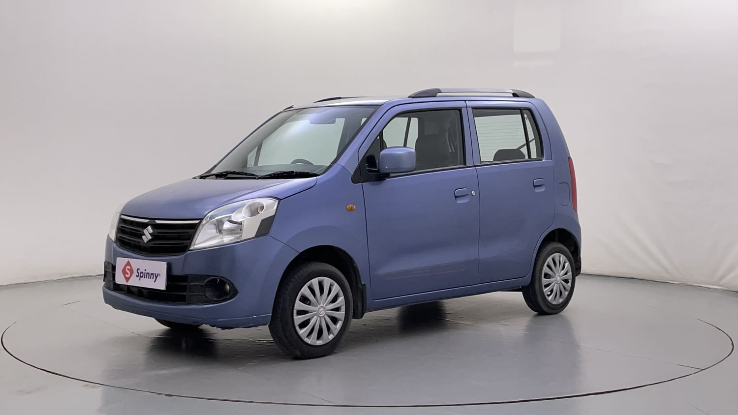 LEFT FRONT CORNER VIEW