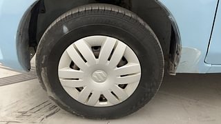 Used 2014 Maruti Suzuki Alto 800 Lxi CNG Petrol+cng Manual tyres LEFT FRONT TYRE RIM VIEW