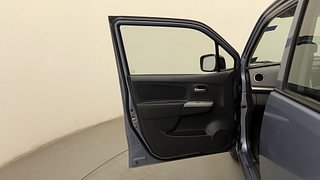 Used 2011 Maruti Suzuki Wagon R 1.0 [2010-2019] VXi Petrol Manual interior LEFT FRONT DOOR OPEN VIEW