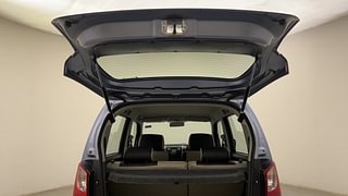 Used 2011 Maruti Suzuki Wagon R 1.0 [2010-2019] VXi Petrol Manual interior DICKY DOOR OPEN VIEW
