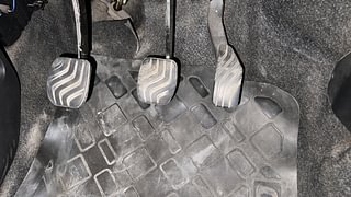 Used 2017 Datsun Redi-GO [2015-2019] T(O) 1.0 Petrol Manual interior PEDALS VIEW