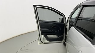 Used 2017 Datsun Redi-GO [2015-2019] T(O) 1.0 Petrol Manual interior LEFT FRONT DOOR OPEN VIEW