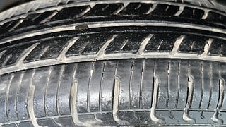 Used 2017 Datsun Redi-GO [2015-2019] T(O) 1.0 Petrol Manual tyres LEFT REAR TYRE TREAD VIEW