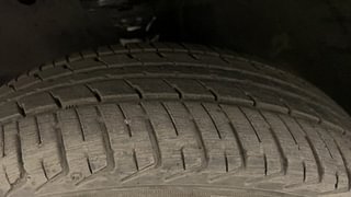 Used 2011 Maruti Suzuki Wagon R 1.0 [2010-2019] VXi Petrol Manual tyres LEFT FRONT TYRE TREAD VIEW
