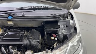 Used 2017 Datsun Redi-GO [2015-2019] T(O) 1.0 Petrol Manual engine ENGINE LEFT SIDE HINGE & APRON VIEW