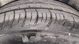 Used 2018 Honda Mobilio S Diesel Diesel Manual tyres LEFT REAR TYRE TREAD VIEW