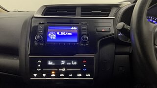 Used 2017 Honda Jazz V Petrol Petrol Manual interior MUSIC SYSTEM & AC CONTROL VIEW