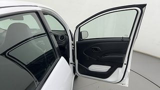 Used 2017 Datsun Redi-GO [2015-2019] T (O) Petrol Manual interior RIGHT FRONT DOOR OPEN VIEW