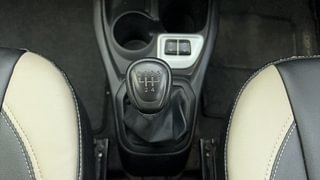 Used 2017 Datsun Redi-GO [2015-2019] T (O) Petrol Manual interior GEAR  KNOB VIEW