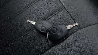 Used 2015 Renault Duster 85 PS RxL Diesel Diesel Manual extra CAR KEY VIEW