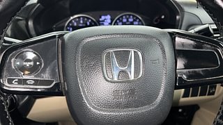 Used 2018 Honda Amaze 1.2 V i-VTEC Petrol Manual top_features Steering mounted controls