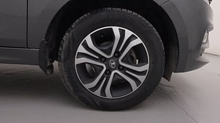 Used 2023 Tata Tigor Revotron XZ+ CNG Petrol+cng Manual tyres RIGHT FRONT TYRE RIM VIEW