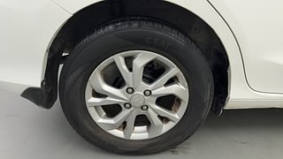 Used 2018 Honda Amaze 1.2 V i-VTEC Petrol Manual tyres RIGHT REAR TYRE RIM VIEW