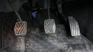 Used 2021 Maruti Suzuki Baleno Zeta Petrol Manual interior PEDALS VIEW