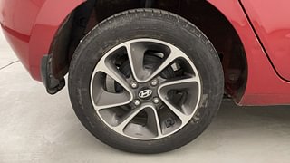 Used 2019 Hyundai Grand i10 Asta 1.2 Kappa VTVT Petrol Manual tyres RIGHT REAR TYRE RIM VIEW