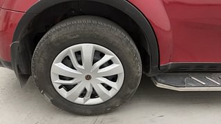 Used 2020 Mahindra XUV500 W7 Diesel Manual tyres RIGHT REAR TYRE RIM VIEW