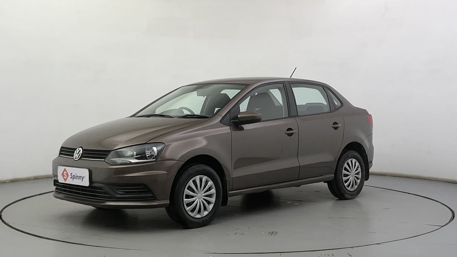 LEFT FRONT CORNER VIEW