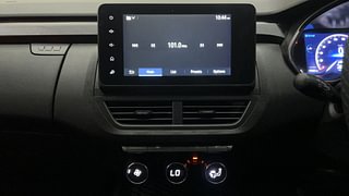 Used 2023 Renault Kiger RXZ MT Petrol Manual interior MUSIC SYSTEM & AC CONTROL VIEW