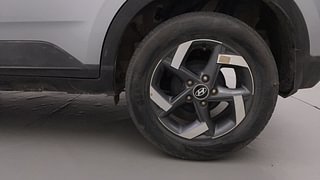Used 2021 Hyundai Venue SX 1.0  Turbo Petrol Manual tyres LEFT REAR TYRE RIM VIEW