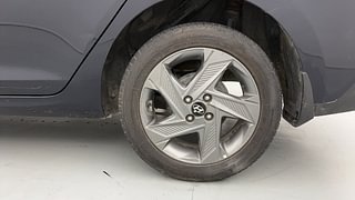 Used 2021 Hyundai Verna SX 1.5 MPi Petrol Manual tyres LEFT REAR TYRE RIM VIEW