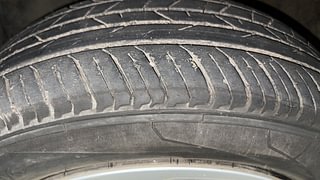 Used 2018 Honda BR-V S Diesel Diesel Manual tyres LEFT FRONT TYRE TREAD VIEW