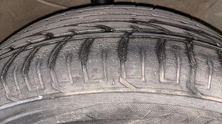 Used 2017 Hyundai Creta [2015-2018] 1.6 SX Plus Auto Petrol Petrol Automatic tyres RIGHT FRONT TYRE TREAD VIEW