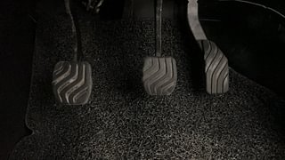 Used 2023 Renault Kiger RXZ MT Petrol Manual interior PEDALS VIEW