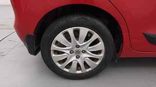 Used 2016 Maruti Suzuki Baleno Alpha 1.2 Petrol Manual tyres RIGHT REAR TYRE RIM VIEW